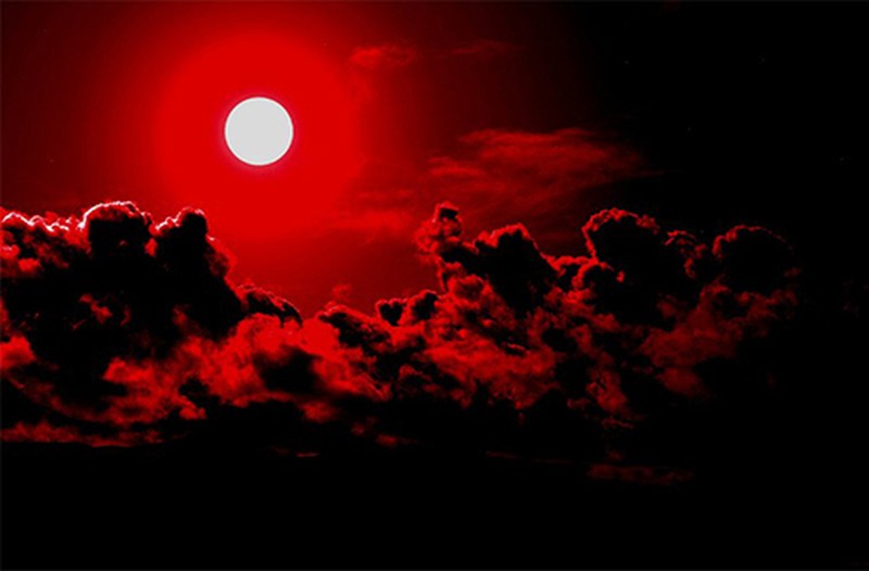 Hiện tượng trăng máu - Hiện tượng tự nhiên hay dự báo thảm họa 2