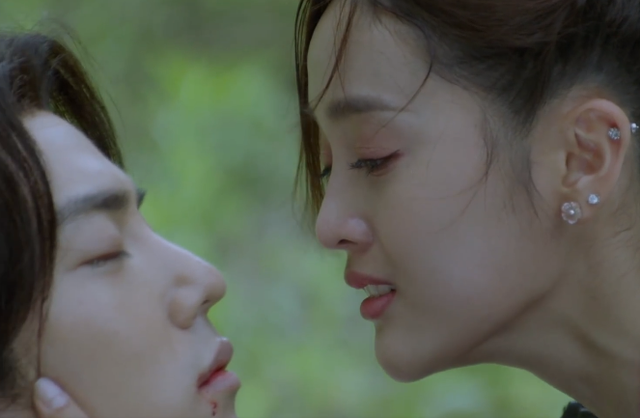 Top 5 cảnh hôn lãng mạn nhất của Tiêu Chiến khiến fan nữ vừa thích vừa 'ghen tị' 14