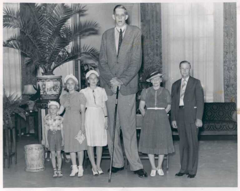 Câu chuyện về Robert Wadlow - Người đàn ông cao nhất thế giới 7
